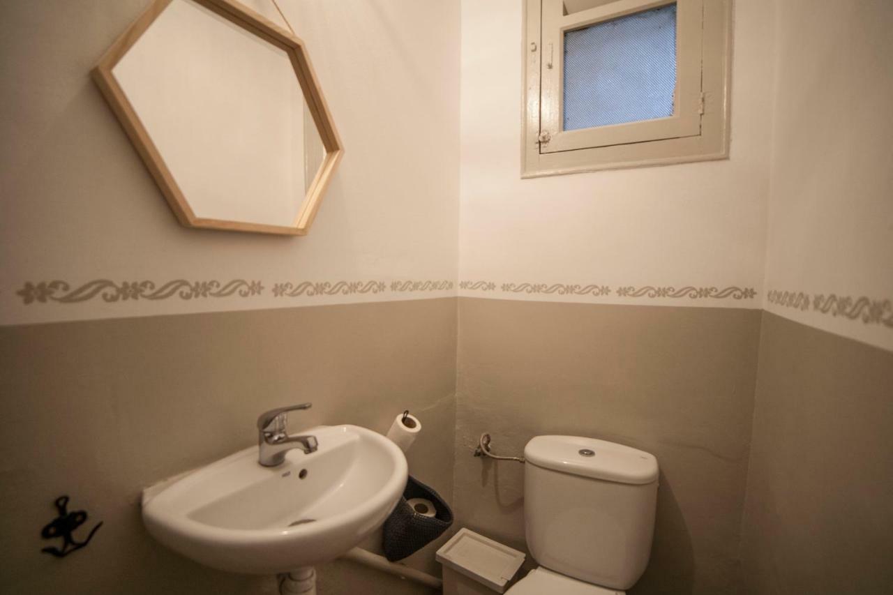B21-Apartamento Modernista Para Grupos Barcelona Zewnętrze zdjęcie