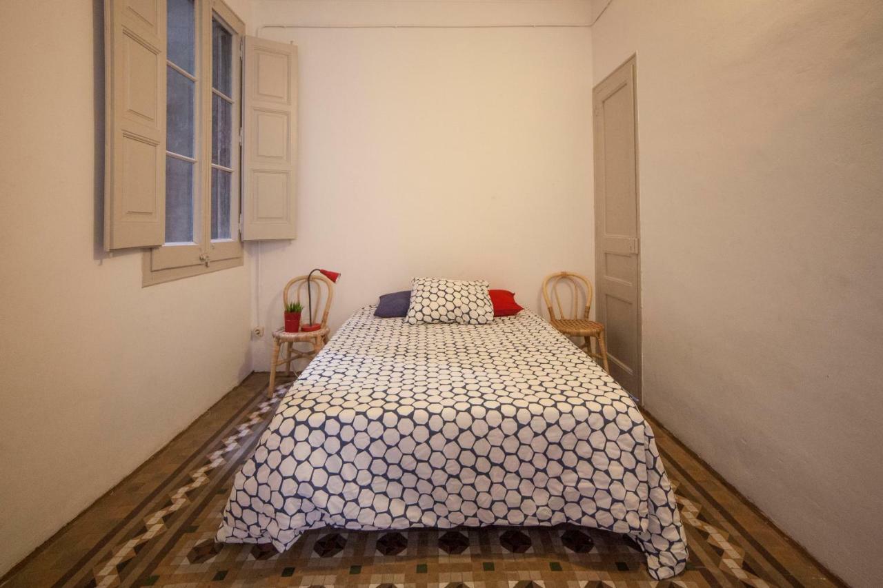 B21-Apartamento Modernista Para Grupos Barcelona Zewnętrze zdjęcie